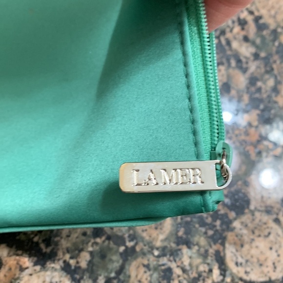 NWOT La Mer zippered cosmetic/skincare pouch - Picture 4 of 5